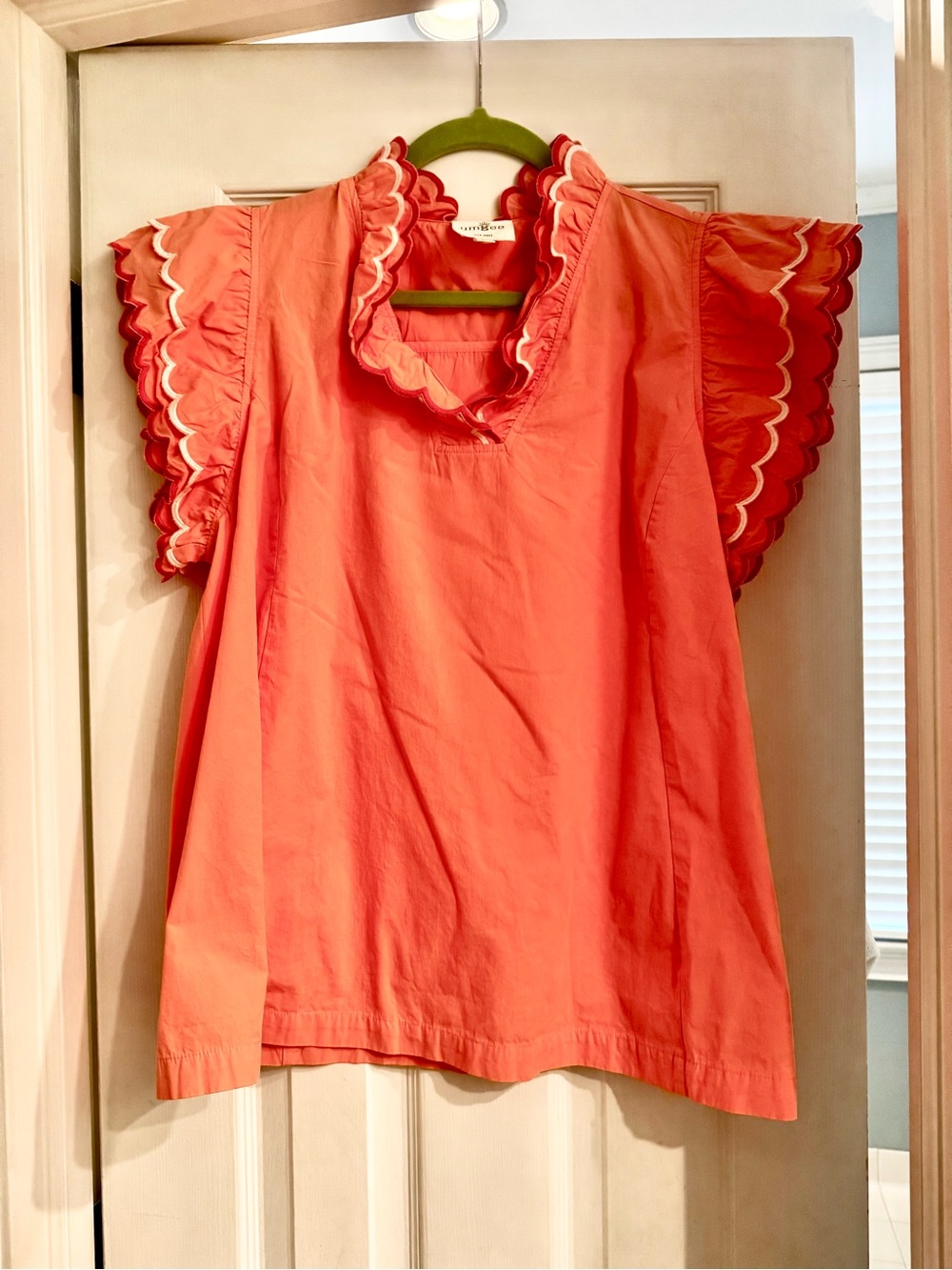 Umgee Coral Scalloped Ruffle Sleeve Blouse